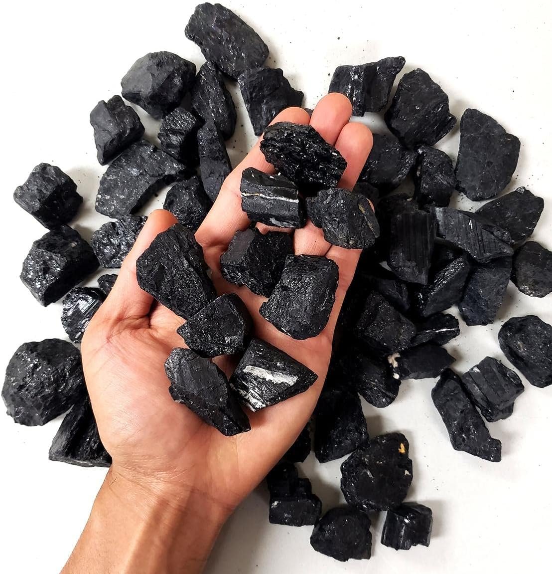 Zenkeeper 1Lb Rough Black Tourmaline Crystals Stone Large Raw Black Tourmaline Stones Bulk Natural Black Tourmaline Crystal Healing Stone for Tumbling, Polishing, Wire Wrapping, Wicca & Reiki
