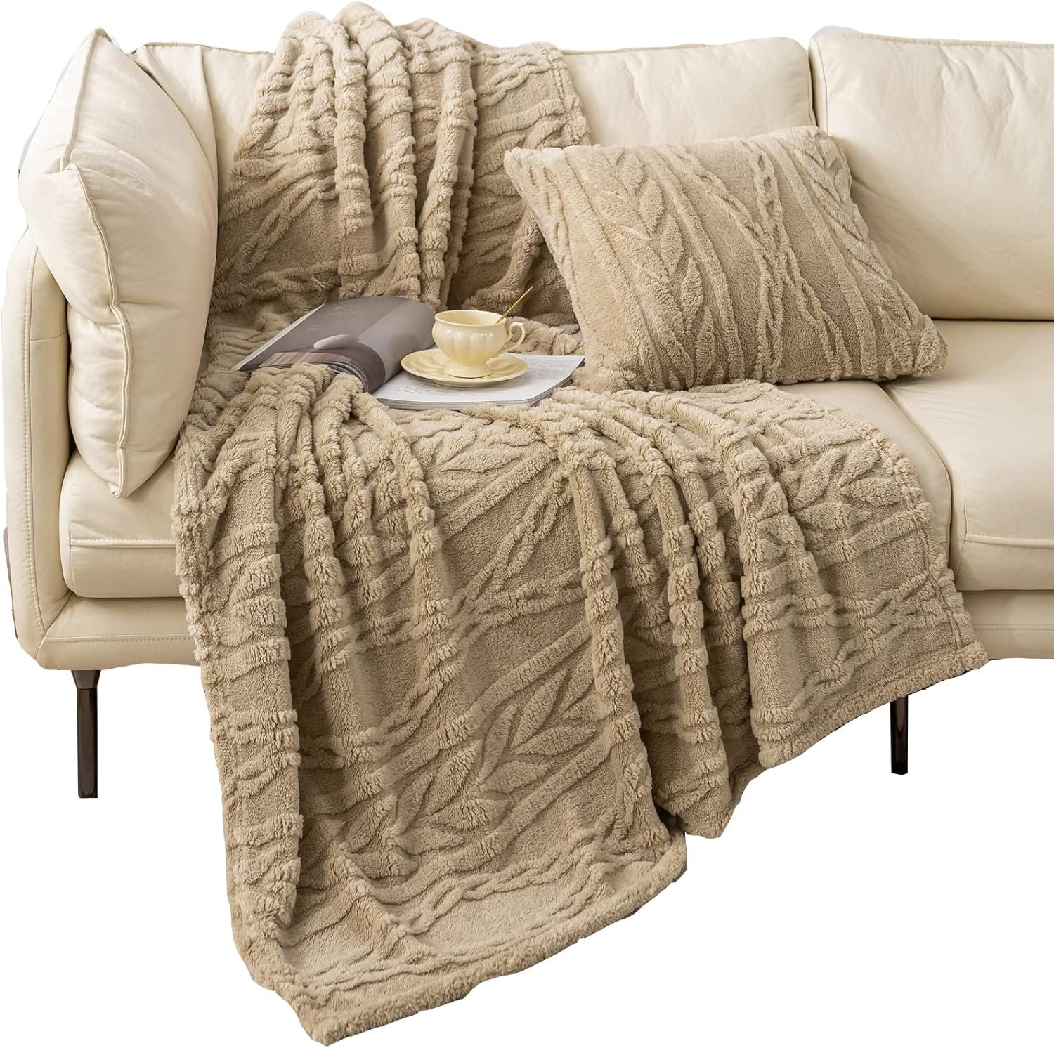 YUSOKI Sherpa Large Throw Blanket Single Layer,Light Weight(1.7lb),320GMS-3D Stylish Design for Gift Home Decor (Tan,50″x65″)
