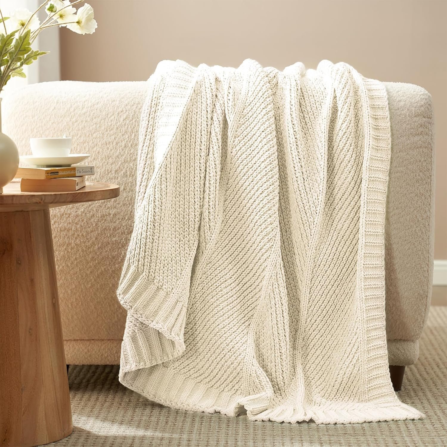 Amélie Home Knit Throw Blanket, Soft Chenille Cozy Breathable Chevron Chunky Decorative Blanket for Couch, Bed & Sofa, French-Inspired Lightweight Warm Gift for Women, Ivory, 50″x60″